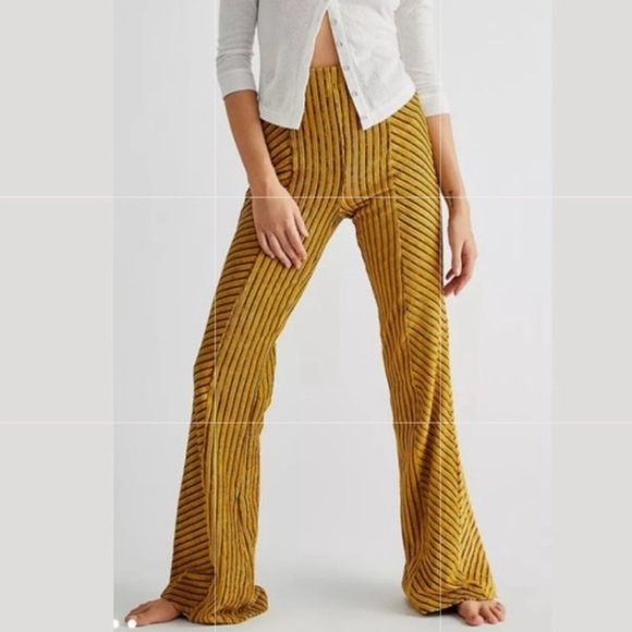 Free People Yellow Velvet Flare High Rise Pull On Pants Size XS - Picture 10 of 10